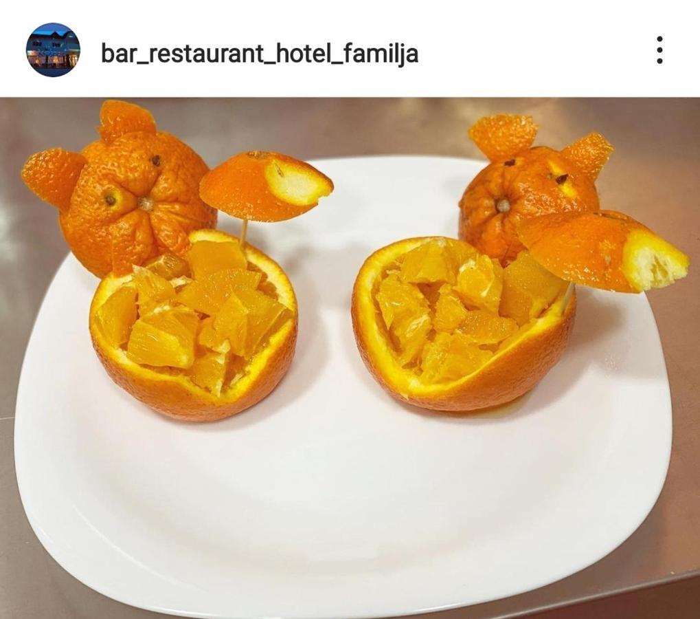 Bar-Restaurant-Hotel-Familja Klos Экстерьер фото