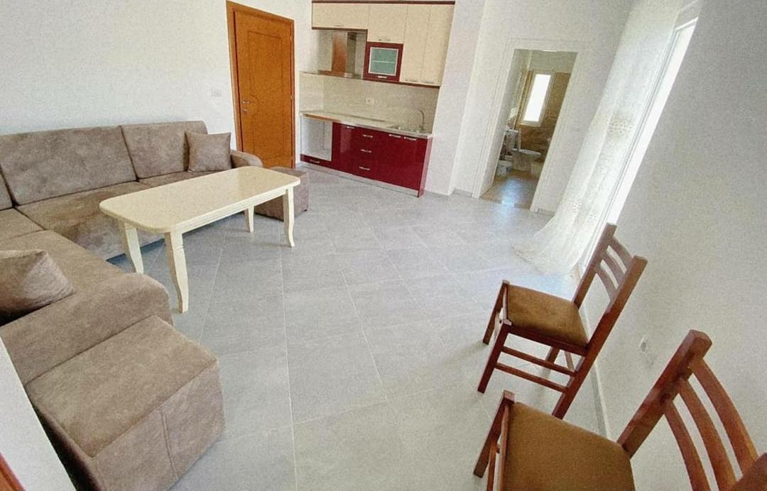 Bar-Restaurant-Hotel-Familja Klos Экстерьер фото
